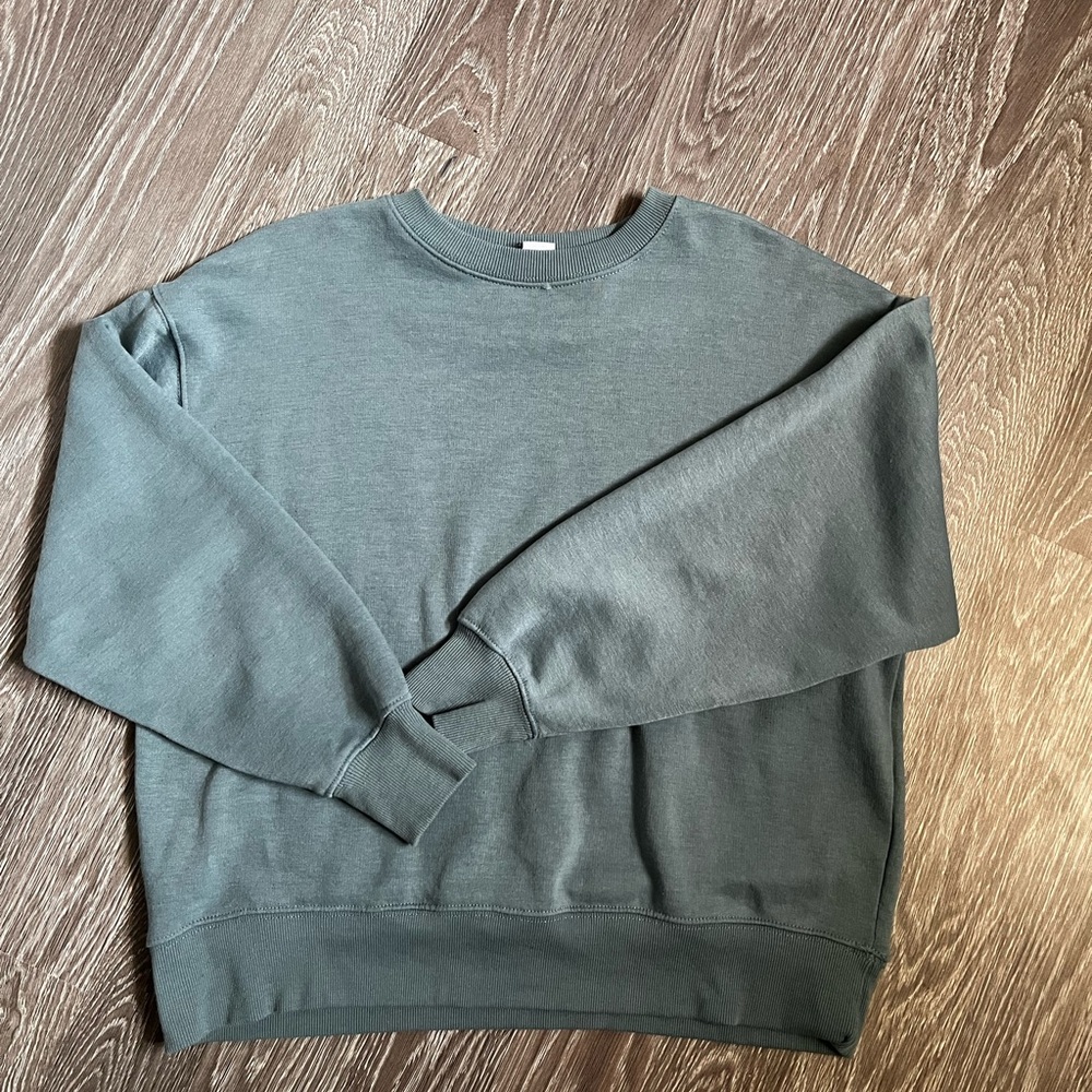 Men's Classic Gray Sweater